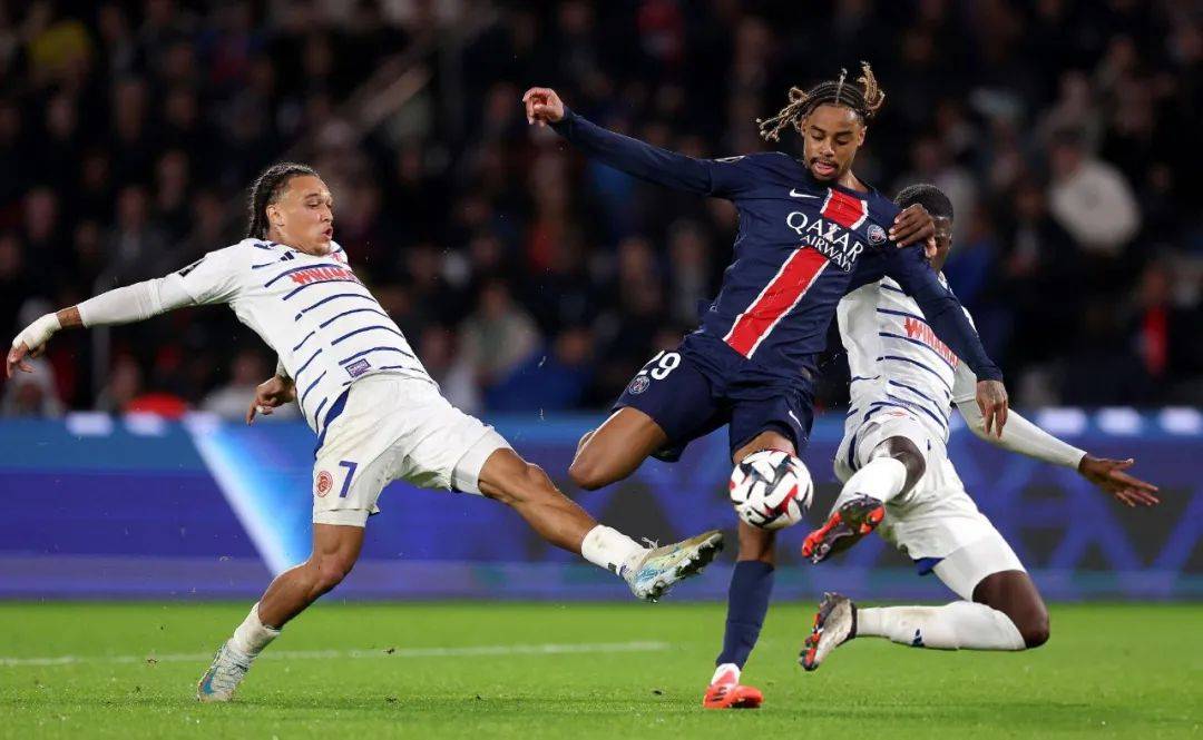 关于史特拉斯堡主场战平巴黎圣日耳曼，战绩令人瞩目的信息