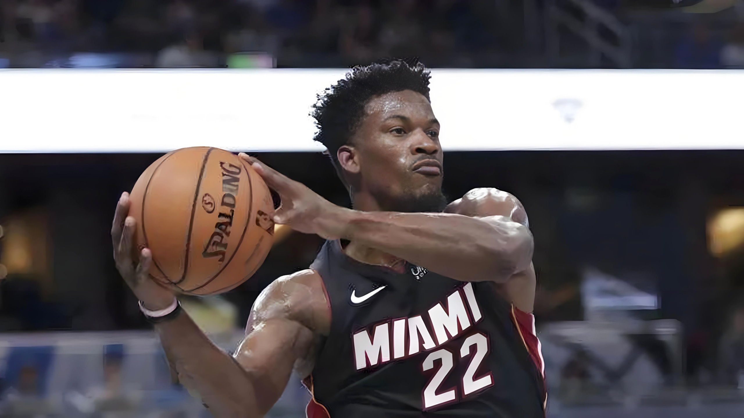 波尔津吉斯狂砍巴特勒分,关键时刻神级表现迎来新赛季高光!的简单介绍