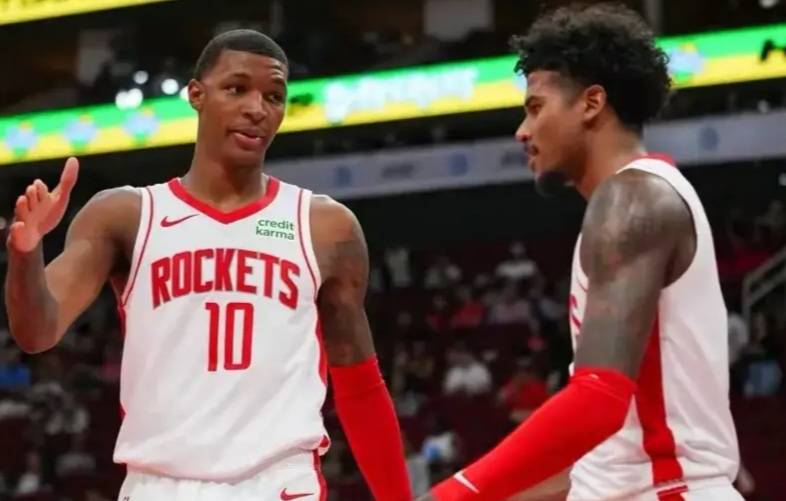 火箭官方公布新规，刷新队史纪录引发争议，塔图姆球迷热议！